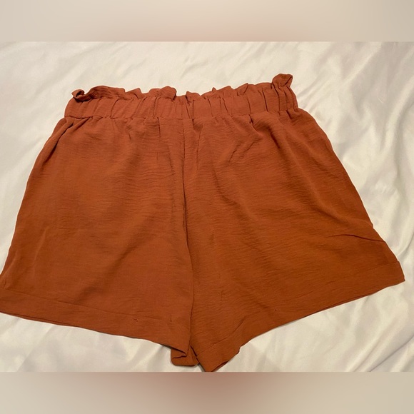Paper Bag Waist Drawstring Slant Pocket Shorts - Size 1XL - Picture 4 of 6